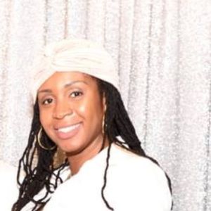 Meet your Posher, Deandra